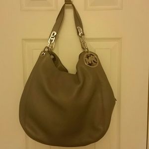 Micheal Kors Purse